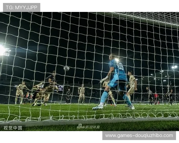 苹果手机专属的斗球直播app下载，享受高清流畅的足球直播体验